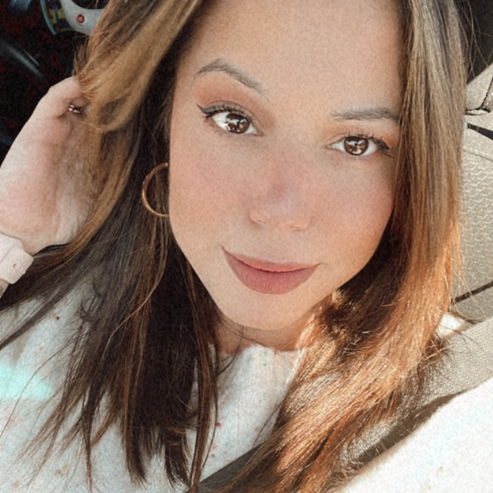 Meet your Posher, Lauren